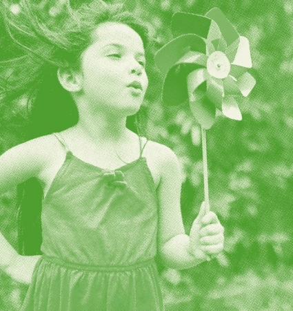 Young girl who runs to show the importance of preserving the environment with an ecological website 